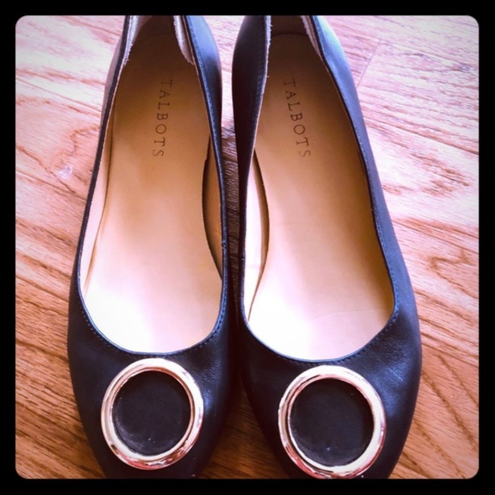 Talbot's sz 7 Navy Flats